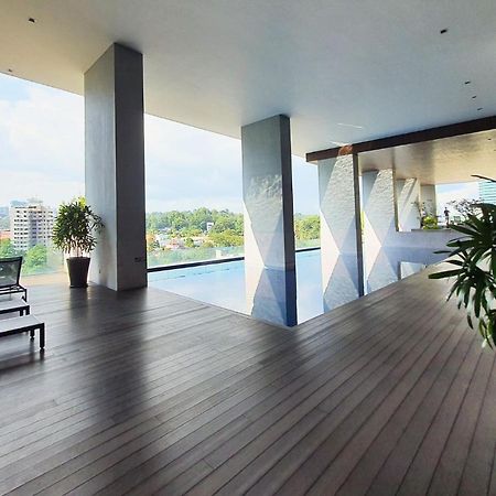 Kl Sentral, Est Bangsar By Skylimit Suites กัวลาลัมเปอร์ ภายนอก รูปภาพ